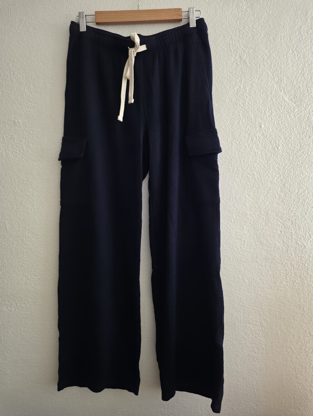 Monrow Navy Wide-Leg Cargo Lounge Pants with Drawstring